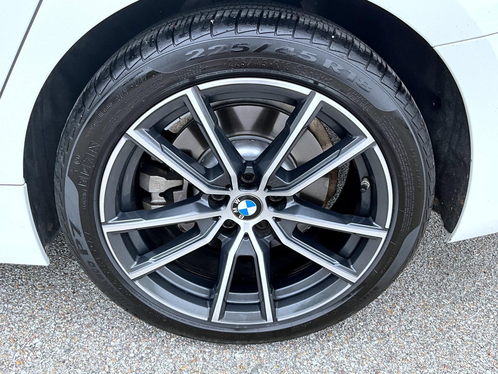 Used 2021 BMW 330i xDrive Sedan w/ Driving Assistance Package AWD/4WD image 24