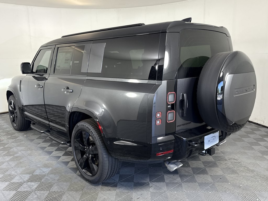 New 2026 Land Rover Defender 130 V8 AWD/4WD image 3