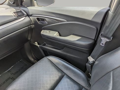 Used 2020 Honda Passport EX-L image 16