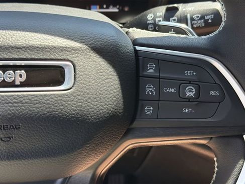 New 2026 Jeep Grand Cherokee L Limited AWD/4WD image 28
