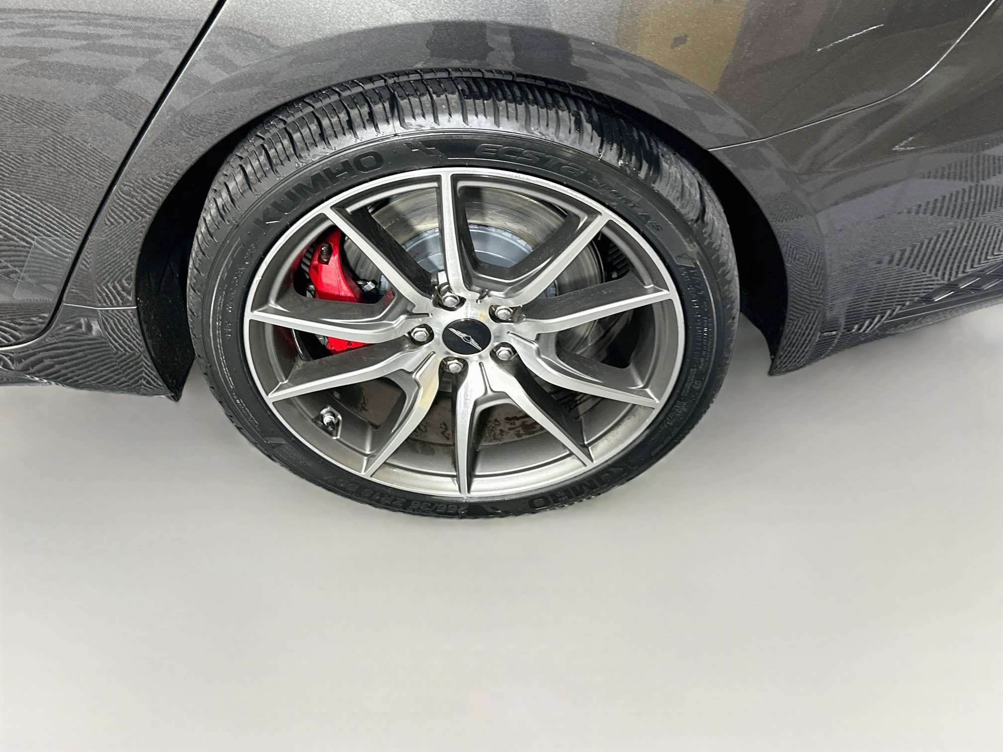 Used 2025 Genesis G70 2.5T RWD image 11