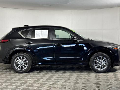 Used 2025 MAZDA CX-5 AWD 2.5 S w/ Preferred Package image 2