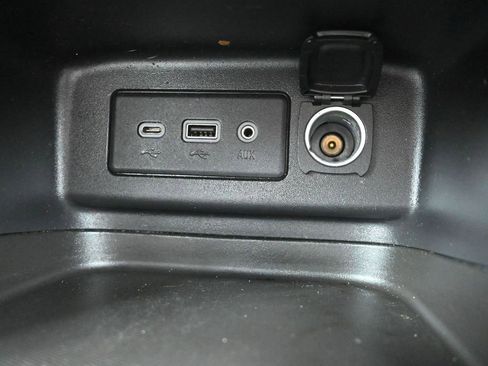 Used 2020 Chevrolet Equinox LT image 21