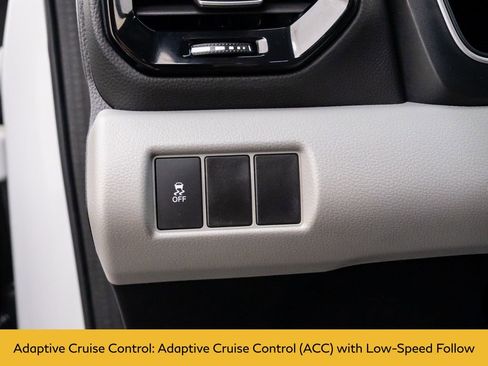 Used 2023 Honda Pilot LX image 19