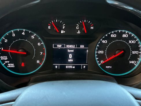 Used 2021 Chevrolet Malibu LT FWD image 25