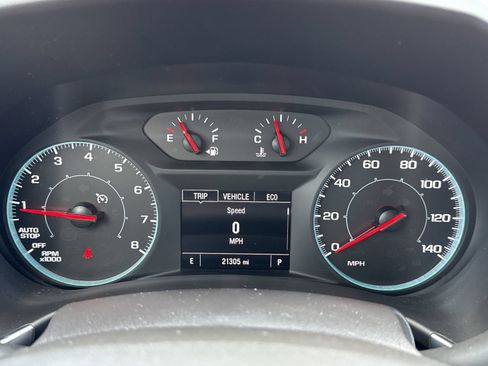 Used 2024 Chevrolet Equinox LS FWD image 17