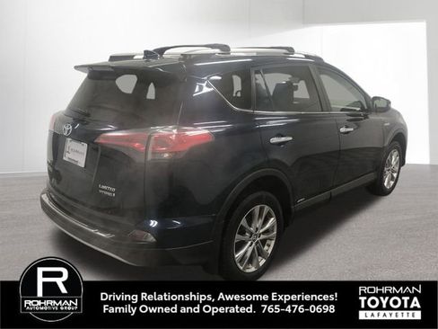 Used 2018 Toyota RAV4 Limited image 6