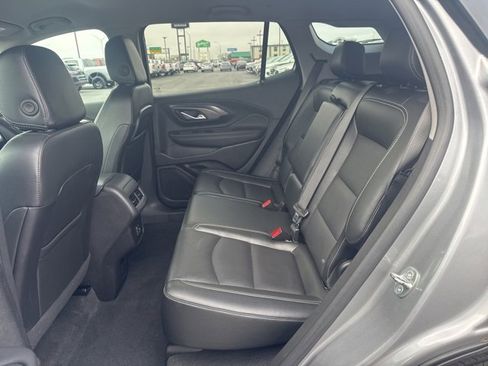 Used 2024 GMC Terrain SLT image 22