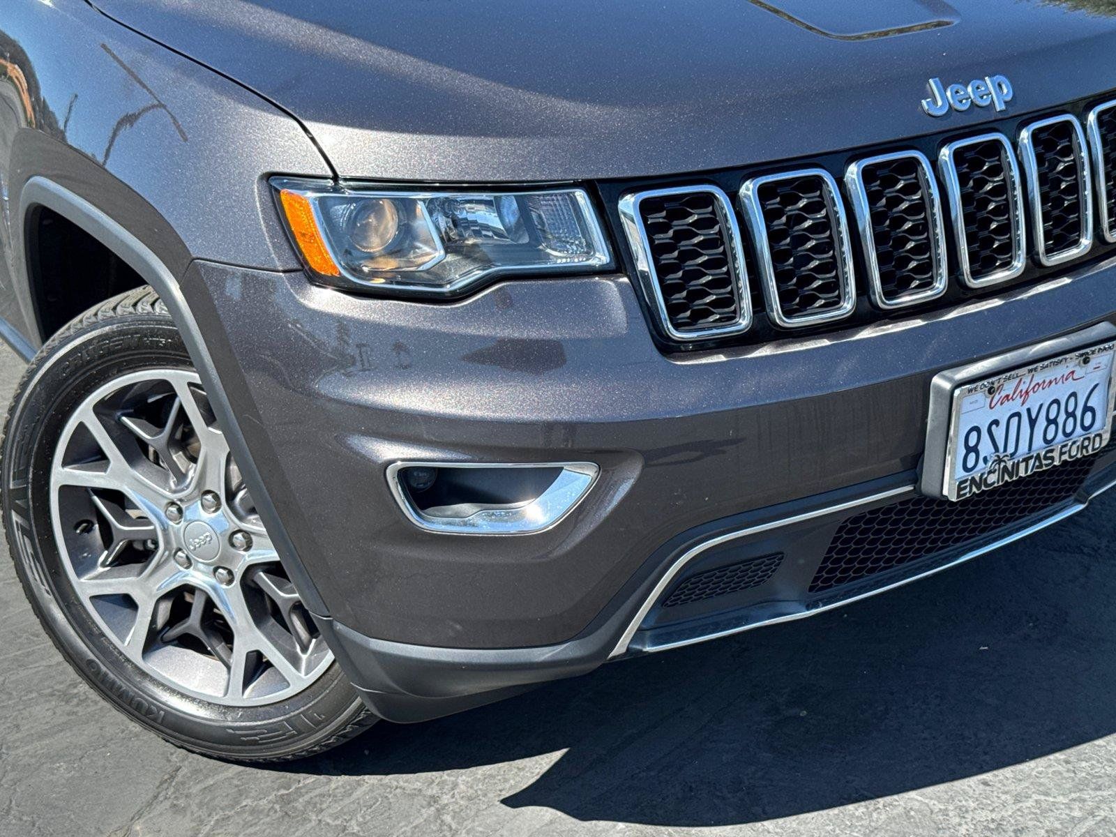 Used 2020 Jeep Grand Cherokee Limited AWD/4WD image 3