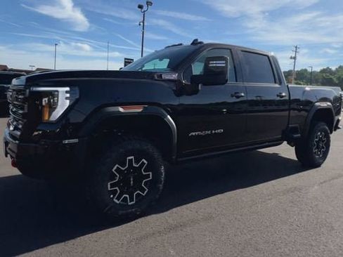 New 2026 GMC Sierra 2500 AT4X AWD/4WD image 4