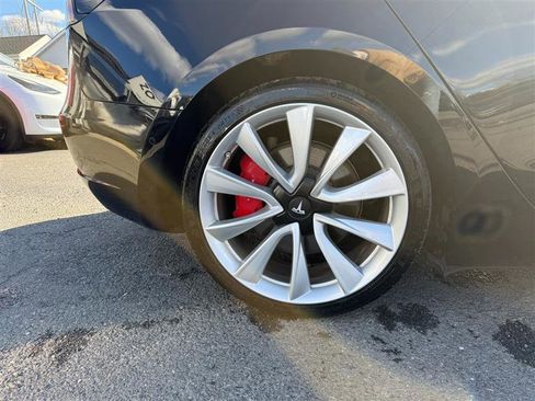 Used 2018 Tesla Model 3 Long Range image 6