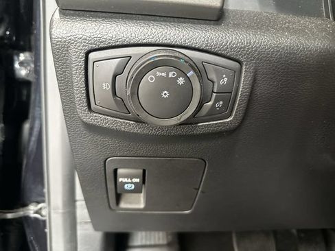 Used 2019 Ford Expedition XLT AWD/4WD image 34