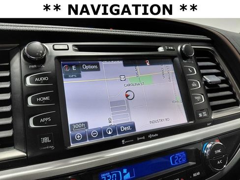 Used 2019 Toyota Highlander Limited image 9