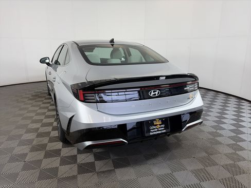 Used 2025 Hyundai Sonata SEL image 8