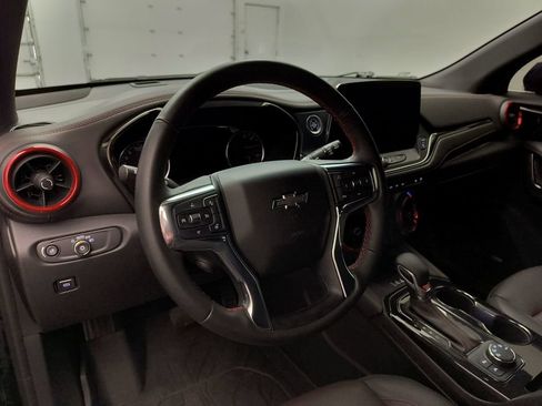 Used 2023 Chevrolet Blazer RS w/ Enhanced Convenience Package AWD/4WD image 4