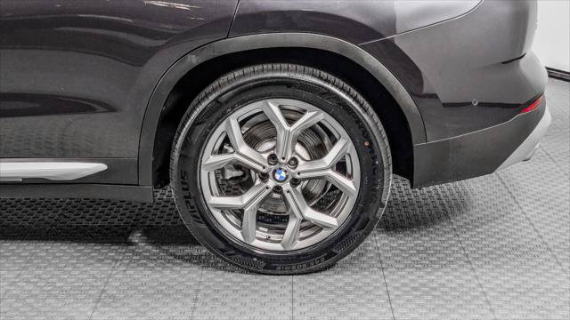 Used 2024 BMW X3 sDrive30i w/ Premium Package w/ZPA RWD image 34