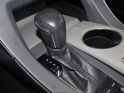 Used 2021 Toyota Avalon Limited w/ Advanced Safety Package FWD image 27