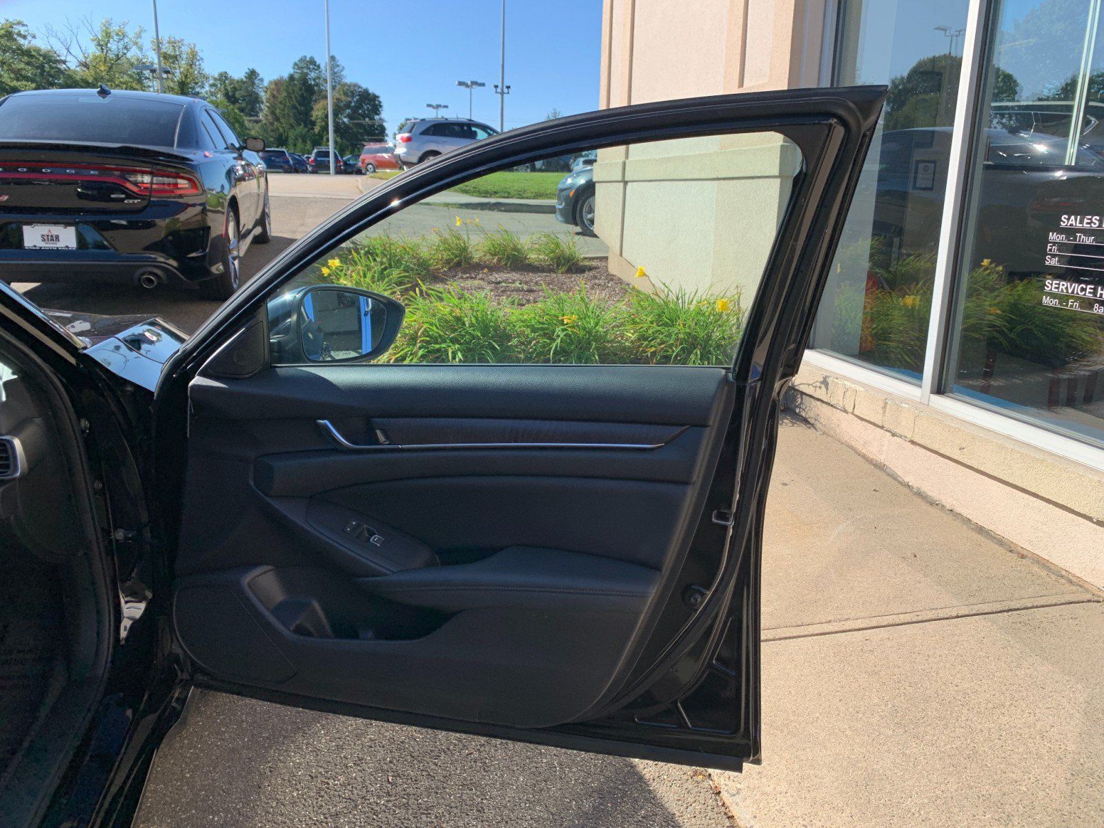 Used 2022 Honda Accord Sport image 35