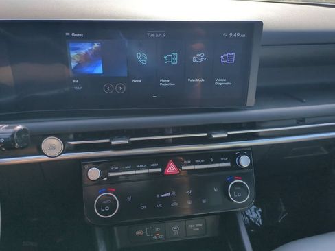 Used 2025 Hyundai Santa Cruz SEL AWD/4WD image 18
