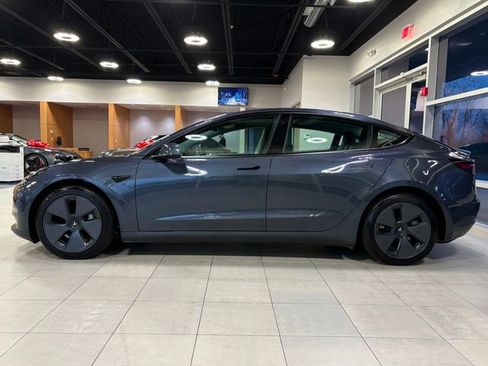 Used 2022 Tesla Model 3 image 5