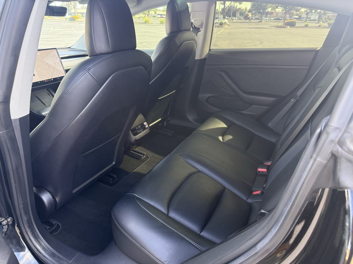 Used 2021 Tesla Model 3 Long Range AWD/4WD image 24