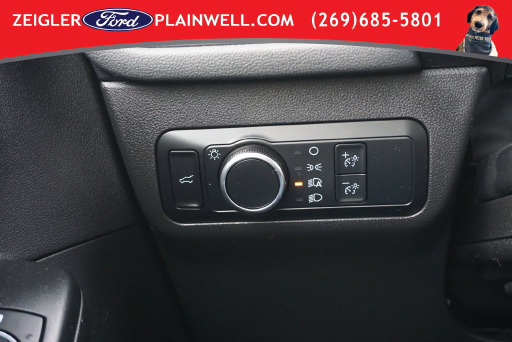 Used 2024 Ford Escape ST-Line w/ Tech Pack #1 AWD/4WD image 30