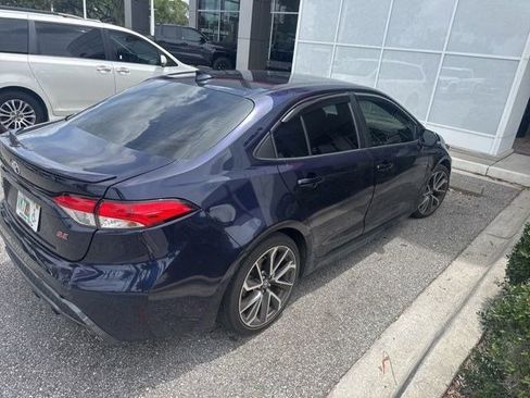 Used 2021 Toyota Corolla SE FWD image 3