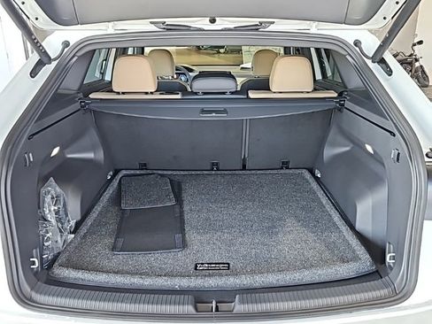 New 2026 Volkswagen Atlas Cross Sport SE AWD/4WD image 19