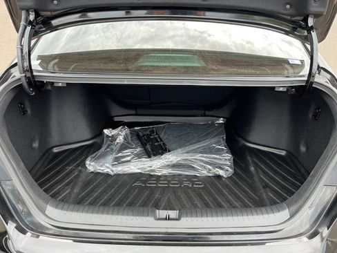 Certified 2025 Honda Accord Sport image 12