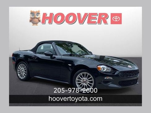 Used 2017 FIAT 124 Spider Classica RWD image 1
