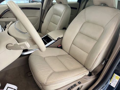 Used 2013 Volvo XC70 T6 image 9