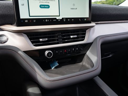 New 2026 Ford Explorer Active w/ Active Comfort Package RWD image 26