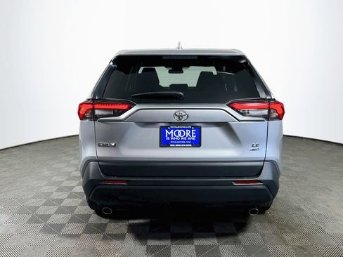 Certified 2024 Toyota RAV4 LE AWD/4WD image 6