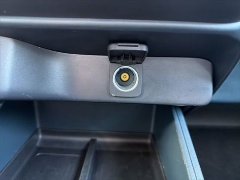 Used 2024 Ford Maverick XL image 27