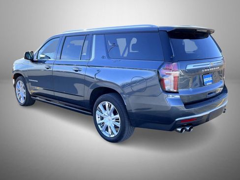 Used 2021 Chevrolet Suburban High Country AWD/4WD image 7
