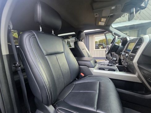 Used 2019 Ford F150 Lariat AWD/4WD image 12