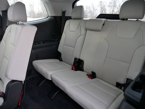 Certified 2021 Kia Telluride EX w/ Towing Package image 36