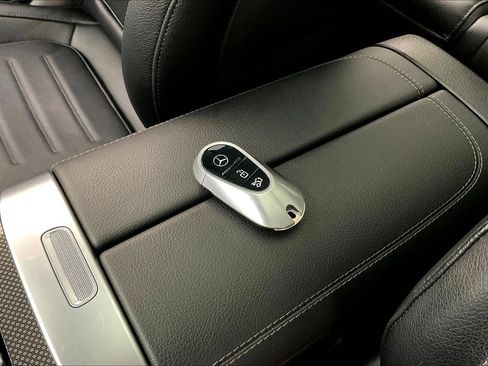 Certified 2025 Mercedes-Benz GLC 43 AMG 4MATIC image 35