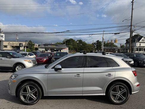 Used 2018 Audi SQ5 Premium Plus w/ Winter Wheel & Tire Package AWD/4WD image 5