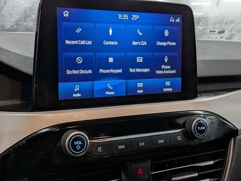 Used 2022 Ford Escape SE w/ Cold Weather Package image 21