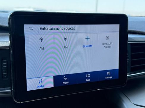 Used 2021 Ford Explorer XLT w/ Equipment Group 202A RWD image 20
