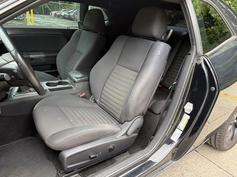 Used 2013 Dodge Challenger R/T RWD image 18