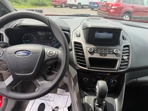 Used 2022 Ford Transit Connect XL FWD image 12