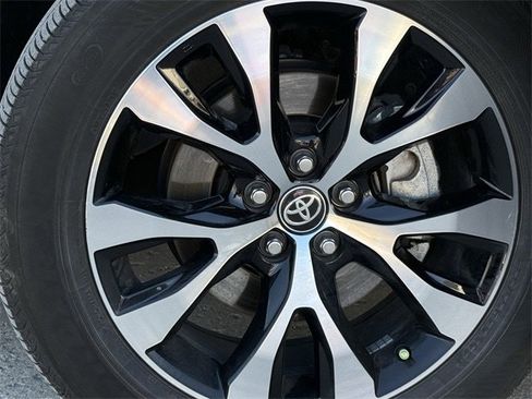 Used 2025 Toyota Grand Highlander AWD Hybrid image 10