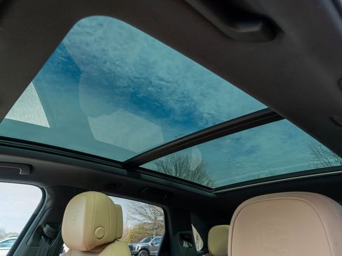 Certified 2025 Porsche Cayenne S w/ Premium Package Plus image 32