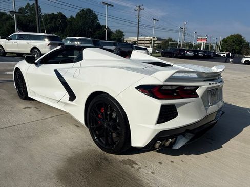Used 2023 Chevrolet Corvette Stingray Preferred Conv w/ Z51 Performance Package RWD image 22