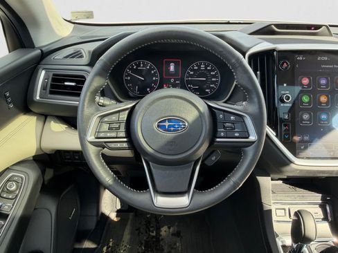 Used 2025 Subaru Ascent Limited AWD/4WD image 14