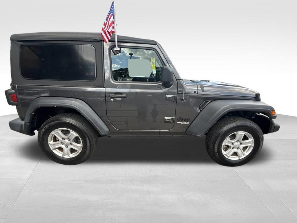 Used 2021 Jeep Wrangler Sport AWD/4WD image 7