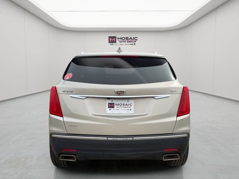 Used 2017 Cadillac XT5 Luxury image 4