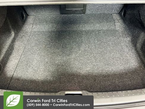 Used 2024 Volvo S60 B5 Plus image 13